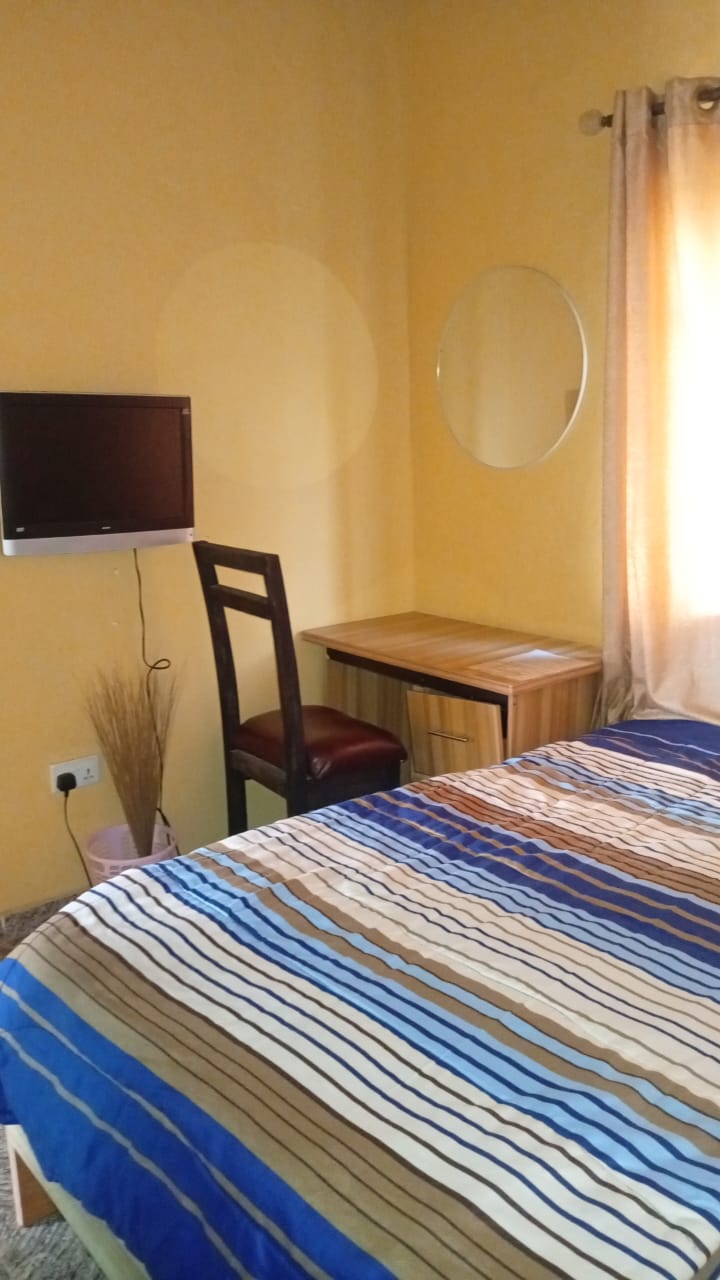 Room 402